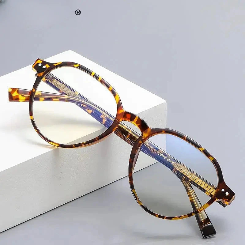 Unisex Round Full Rim TR90 Reading Glasses 2094 — view 1 | Rx Spectacle