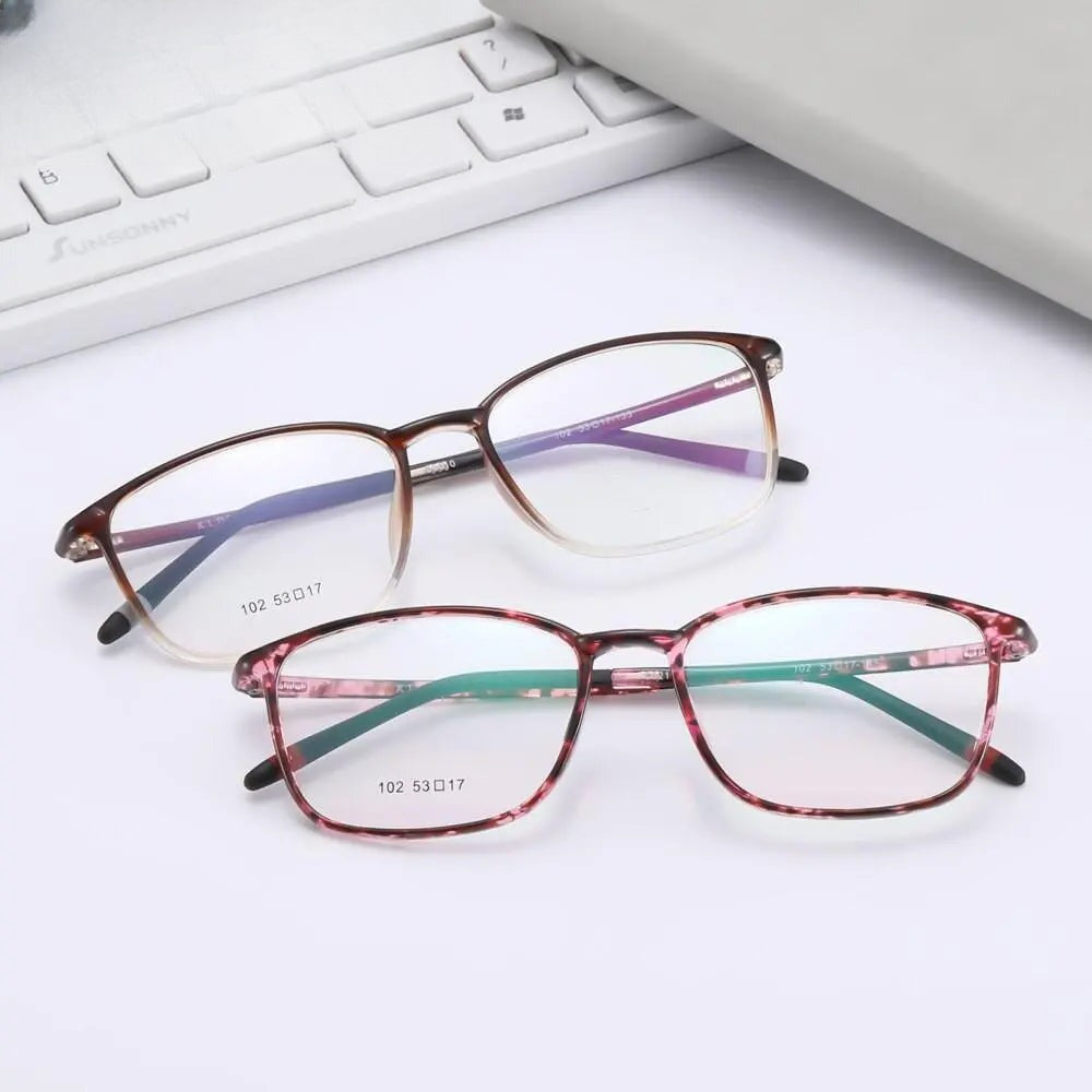 Unisex Round Full Rim Titanium Prescription Glasses 102 — view 15 | Rx Spectacle