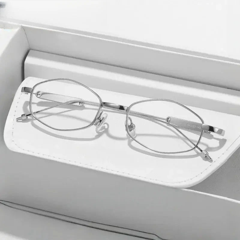 Unisex Oval Full Rim Titanium Prescription Glasses 881218 — view 1 | Rx Spectacle