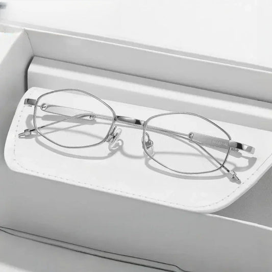 Unisex Oval Full Rim Titanium Prescription Glasses 881218 — view 1 | Rx Spectacle