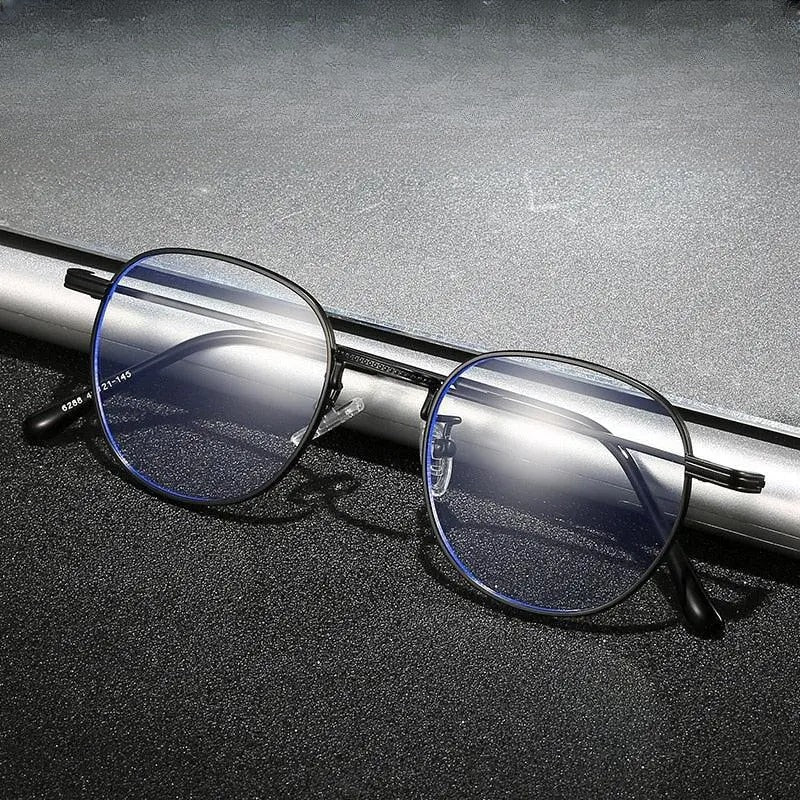 Unisex Round Full Rim Titanium Prescription Glasses 6288 — view 1 | Rx Spectacle