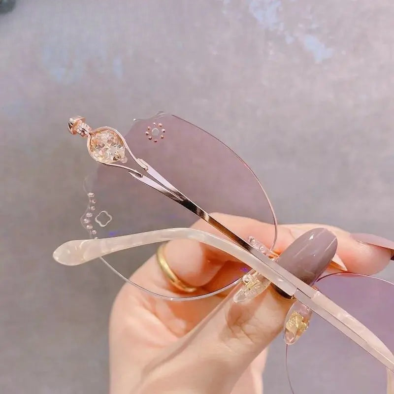 Women's Butterfly Rimless Titanium Prescription Glasses 88301r — view 3 | Rx Spectacle