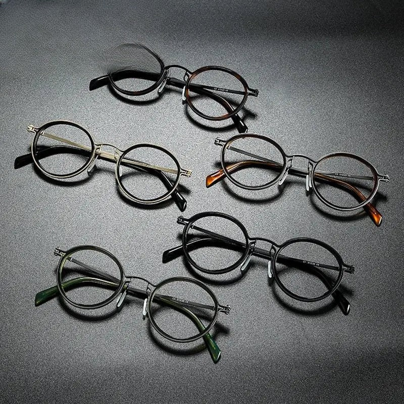 Unisex Round Full Rim Titanium Prescription Glasses Gxyj639 — view 1 | Rx Spectacle
