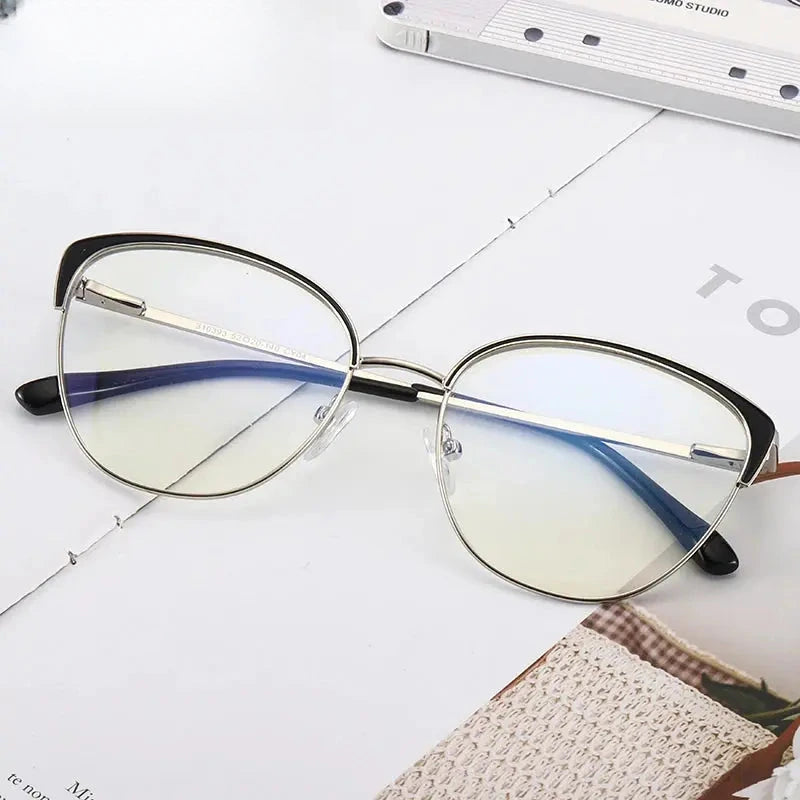Women's Cat Eye Full Rim Alloy Prescription Glasses 310393 — view 1 | Rx Spectacle