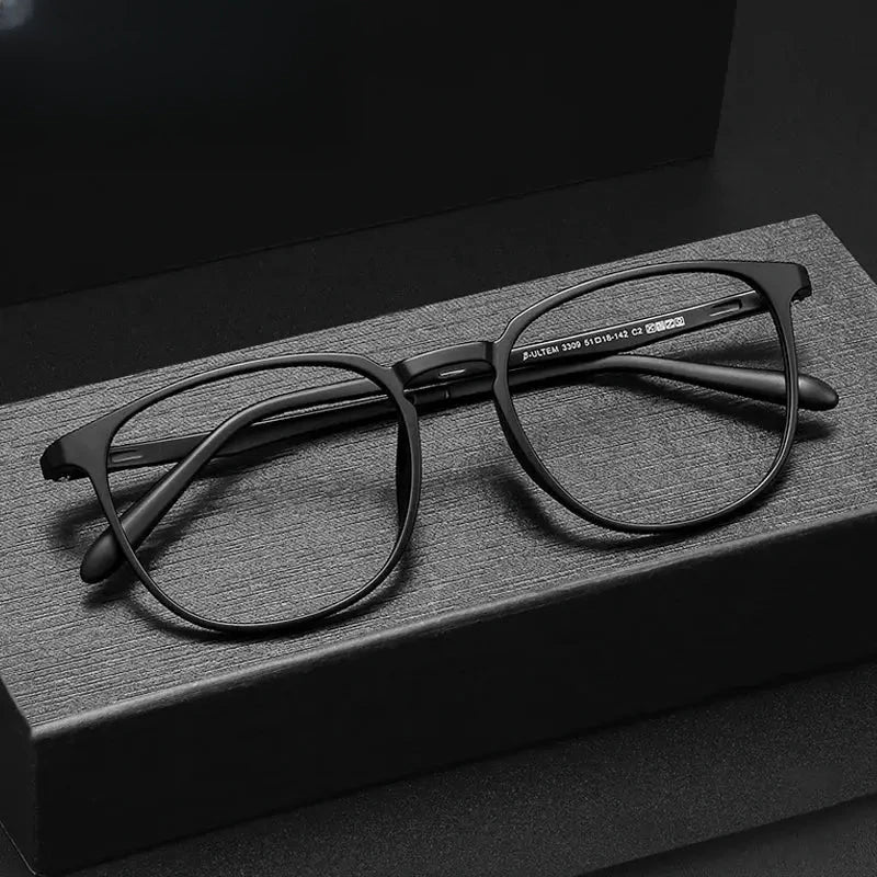 Unisex Square Full Rim Titanium Prescription Glasses 773309 — view 1 | Rx Spectacle