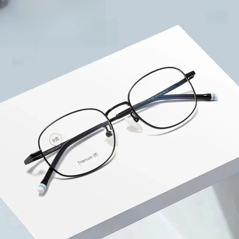 Unisex Square Full Rim Titanium Prescription Glasses 881006 — view 1 | Rx Spectacle