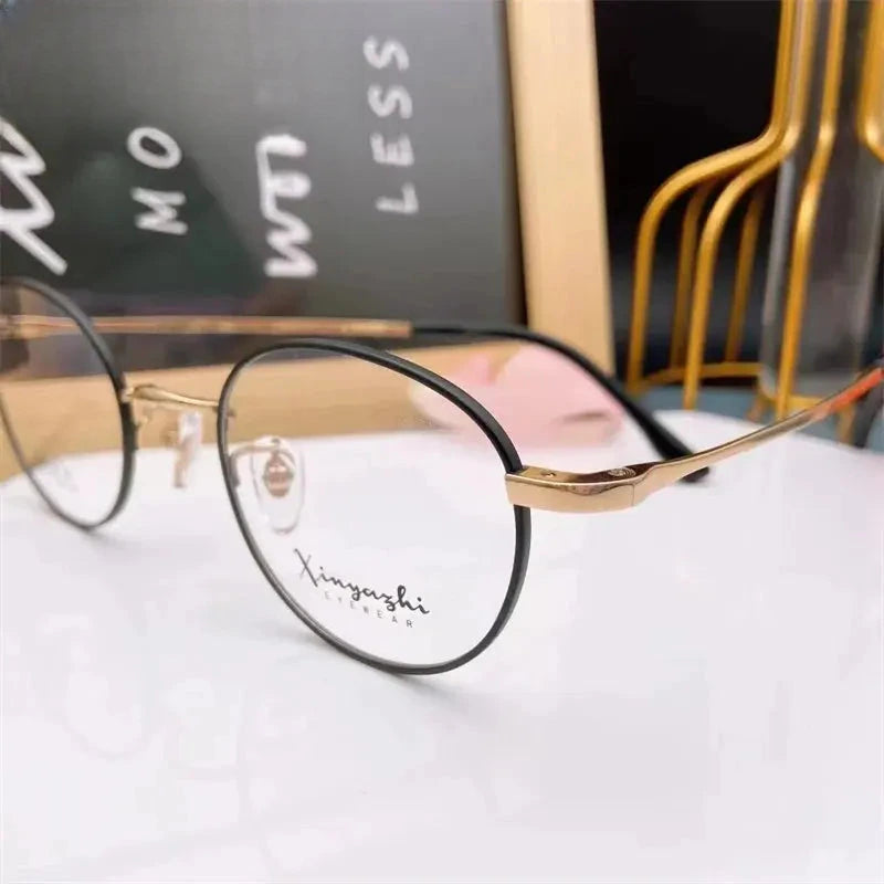 Unisex Oval Full Rim Titanium Prescription Glasses 881210 — view 1 | Rx Spectacle