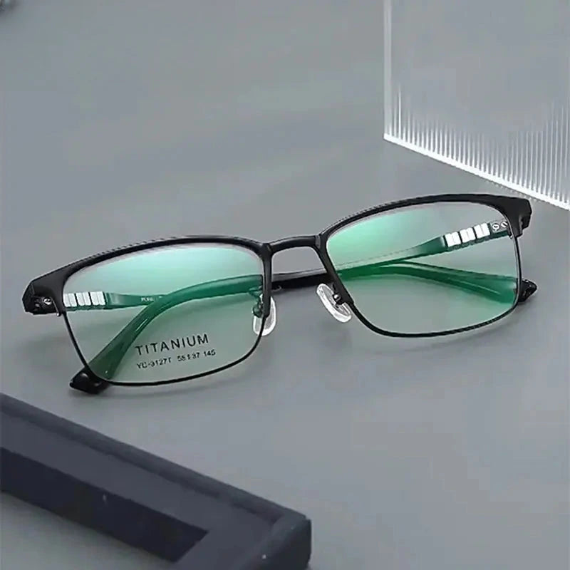 Unisex Polygon Full Rim Titanium Prescription Glasses 703312 — view 1 | Rx Spectacle