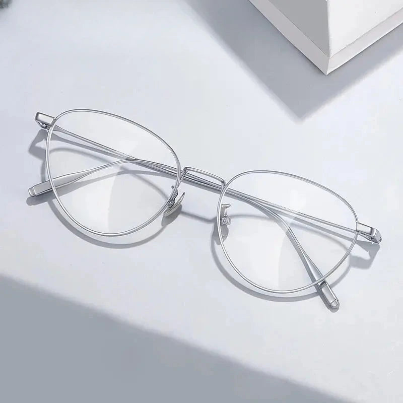 Unisex Cat Eye Full Rim Titanium Prescription Glasses 814519 — view 1 | Rx Spectacle