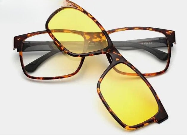 Unisex Square Full Rim Titanium Clip-On Prescription Glasses 1641 — view 1 | Rx Spectacle