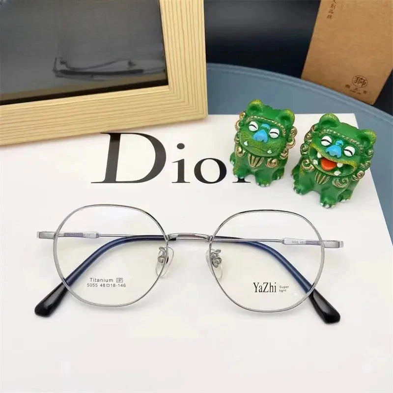 Unisex Oval Full Rim Titanium Prescription Glasses 505576 — view 4 | Rx Spectacle