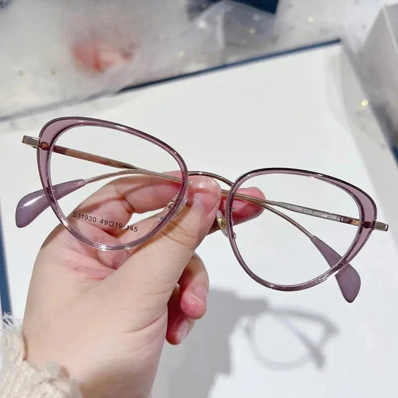 Women's Cat Eye Full Rim Titanium Prescription Glasses 119304 — view 1 | Rx Spectacle