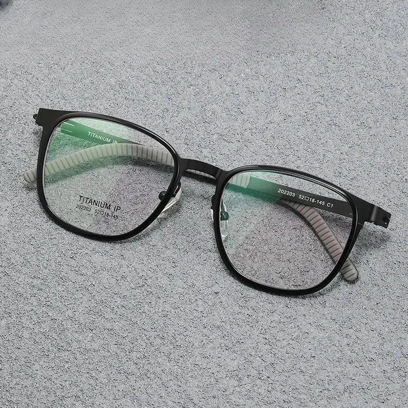 Unisex Round Full Rim Titanium Prescription Glasses 202203 — view 4 | Rx Spectacle