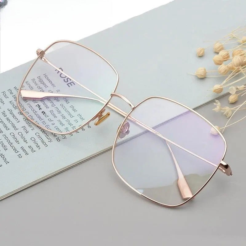 Women's Round Full Rim Titanium Prescription Glasses 18 — view 1 | Rx Spectacle