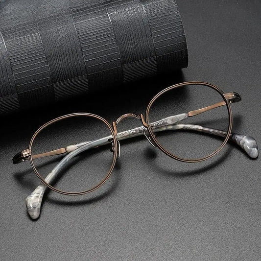 Unisex Round Full Rim Titanium Prescription Glasses 80862 — view 1 | Rx Spectacle
