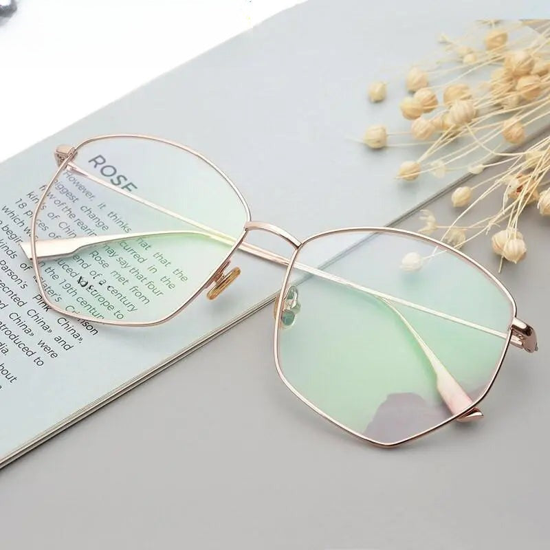 Women's Irregular Full Rim Titanium Prescription Glasses 8302 — view 1 | Rx Spectacle