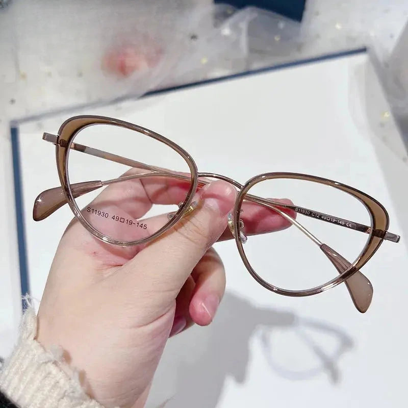 Women's Cat Eye Full Rim Titanium Prescription Glasses 119304 — view 5 | Rx Spectacle