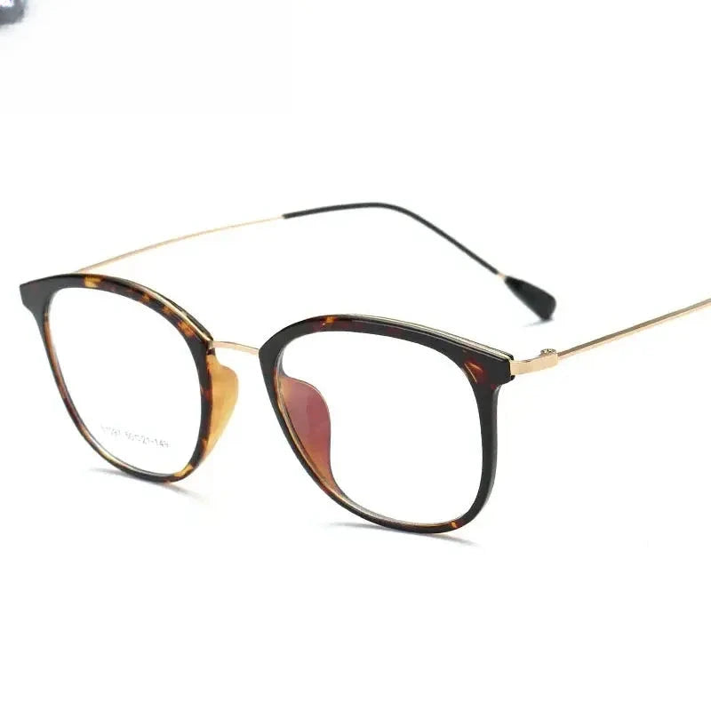 Unisex Square Full Rim Titanium Prescription Glasses 851097 — view 4 | Rx Spectacle