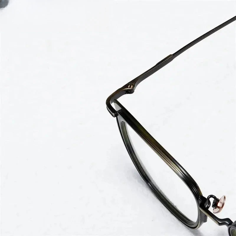 Unisex Square Full Rim Titanium Prescription Glasses 0634 — view 5 | Rx Spectacle
