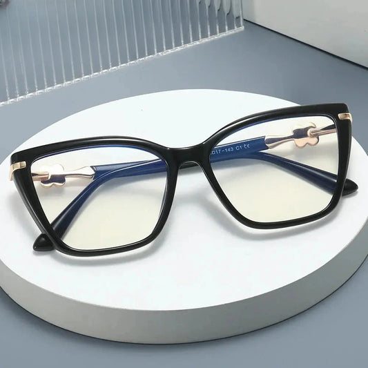 Women's Butterfly Full Rim Titanium Prescription Glasses 783004 — view 1 | Rx Spectacle
