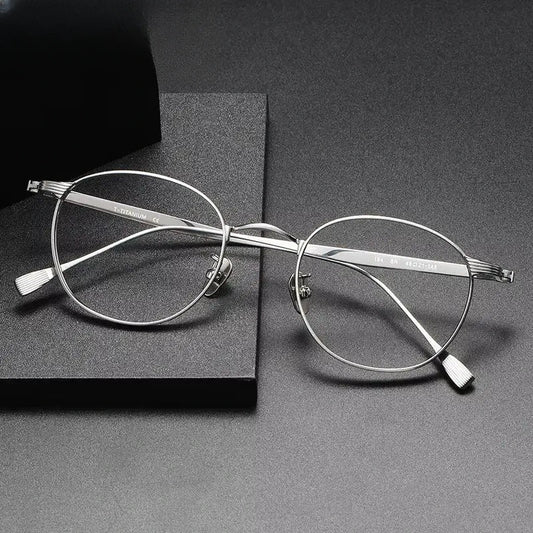 Women's Oval Full Rim Titanium Prescription Glasses 922184 — view 1 | Rx Spectacle