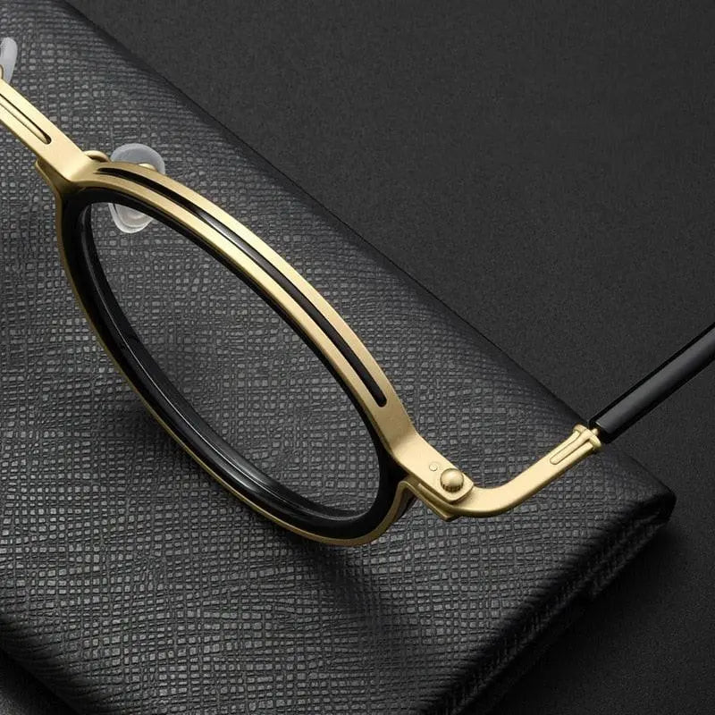 Unisex Round Full Rim Titanium Prescription Glasses H33088 — view 5 | Rx Spectacle
