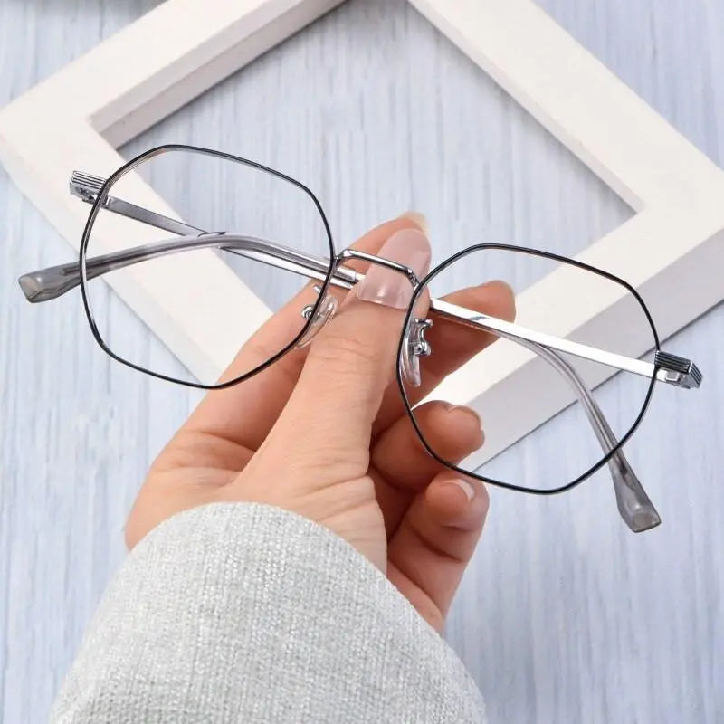 Unisex Polygon Full Rim Titanium Prescription Glasses T3903 — view 3 | Rx Spectacle