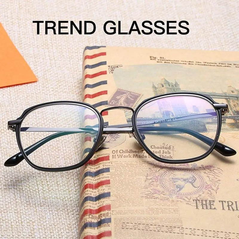 Unisex Round Full Rim Acetate Prescription Glasses 1718063 — view 1 | Rx Spectacle