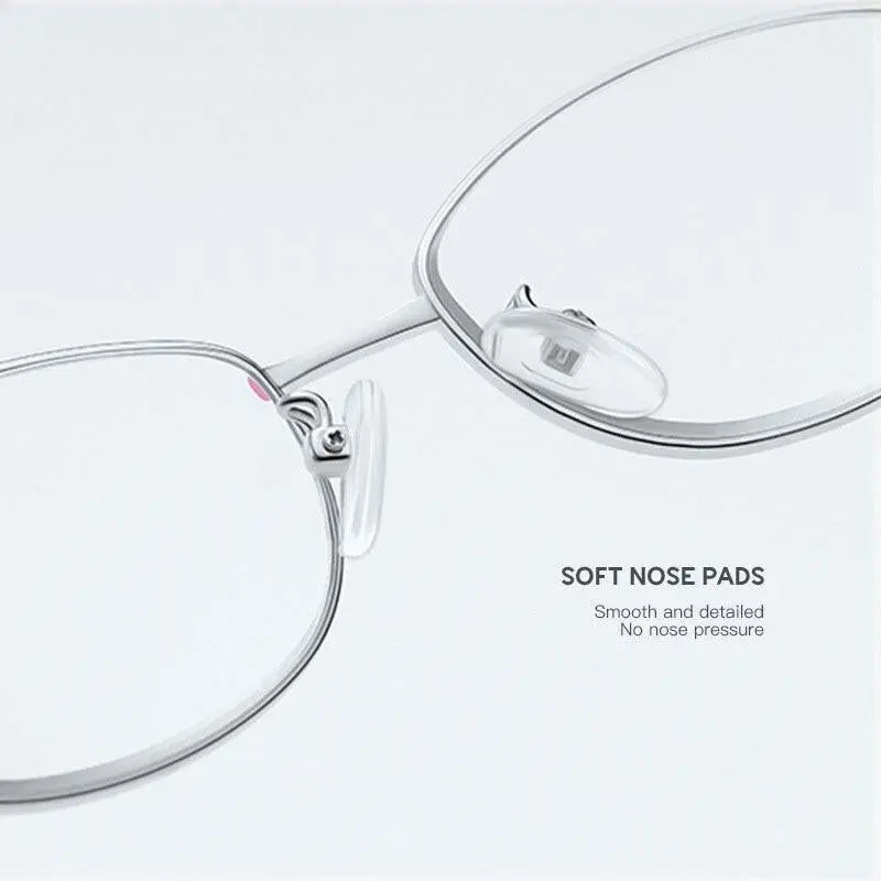 Women's Rectangular Full Rim Alloy Reading Glasses 9002 — view 5 | Rx Spectacle