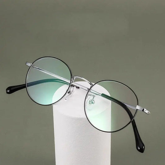 Unisex Round Full Rim Titanium Prescription Glasses 8123 — view 1 | Rx Spectacle