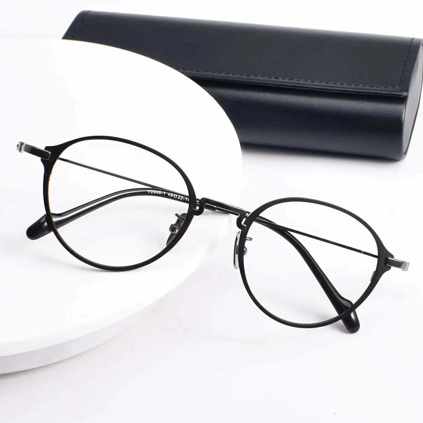Unisex Oval Full Rim Titanium Prescription Glasses 60046 — view 1 | Rx Spectacle