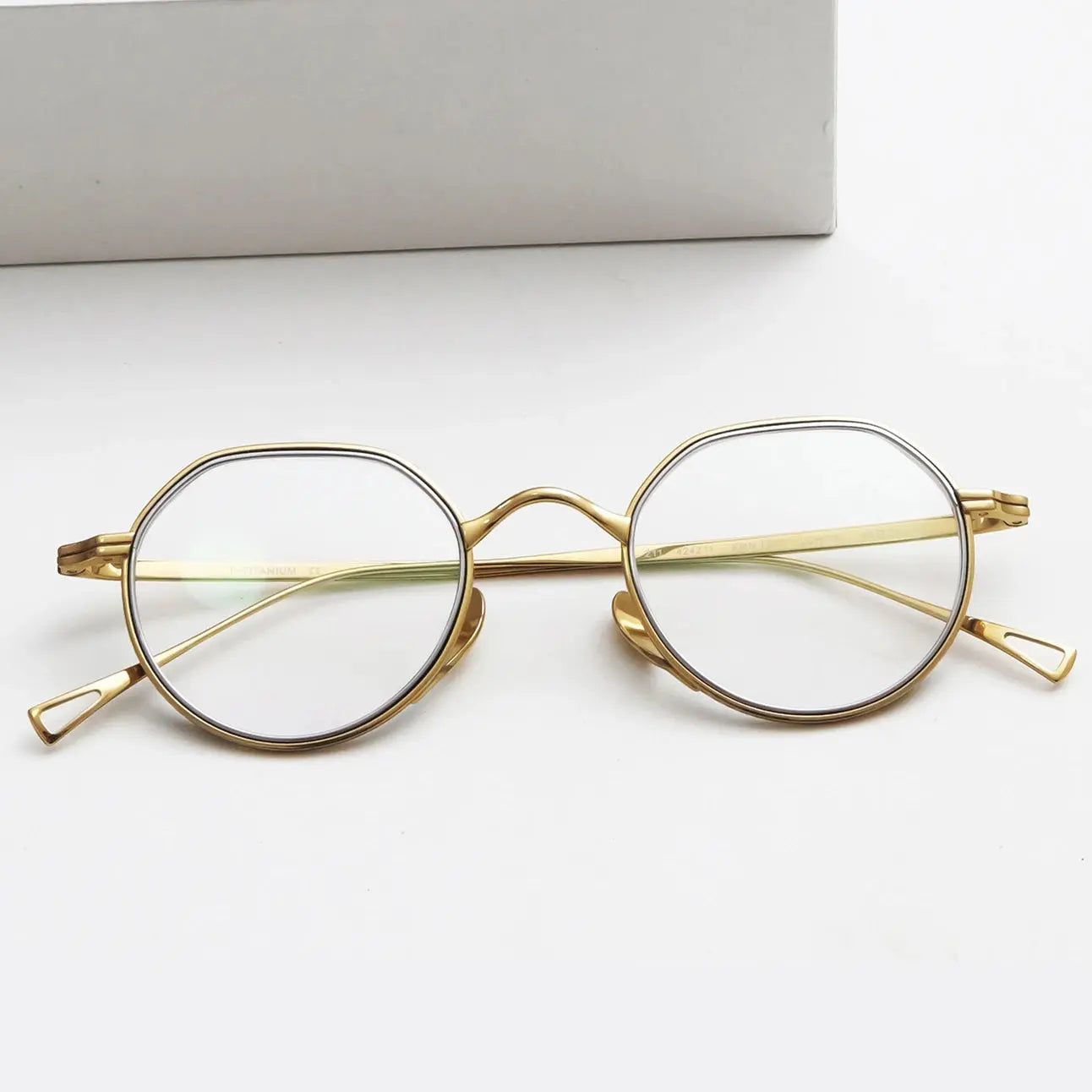 Women's Round Full Rim Titanium Flat Top Prescription Glasses 361221 — view 5 | Rx Spectacle