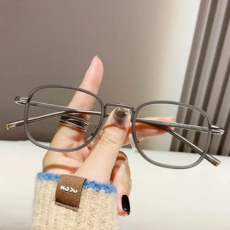Unisex Square Full Rim Titanium Prescription Glasses Z2352 — view 2 | Rx Spectacle
