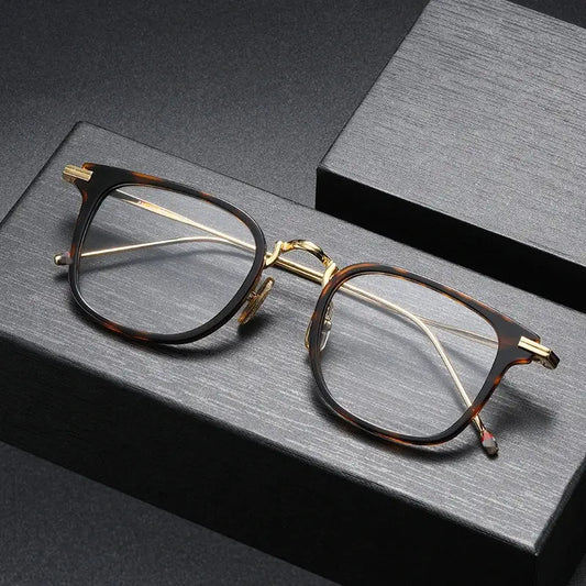 Unisex Square Full Rim Titanium Oversized Prescription Glasses 396905 — view 1 | Rx Spectacle