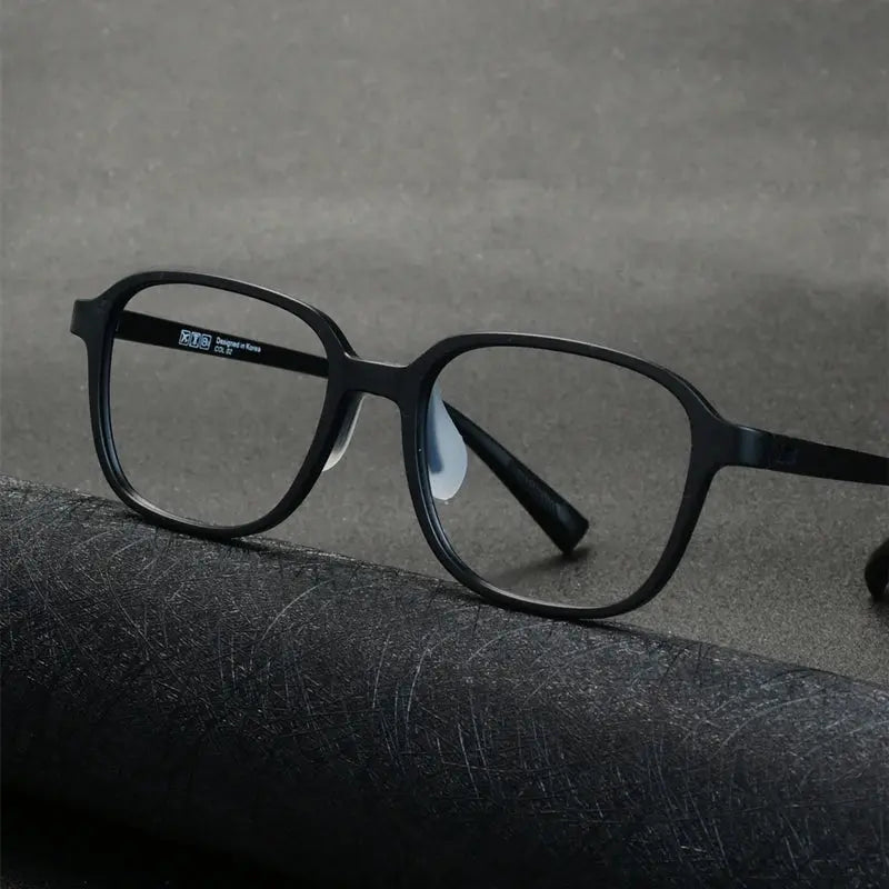 Unisex Square Full Rim Titanium Prescription Glasses P272 — view 2 | Rx Spectacle