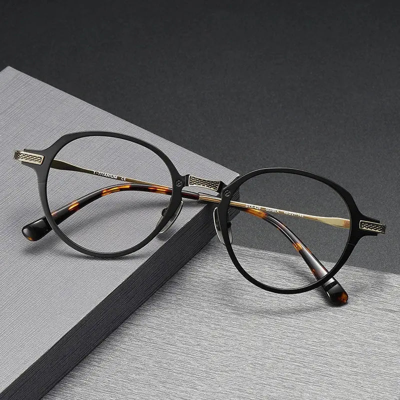 Unisex Oval Full Rim Titanium Prescription Glasses 55426 — view 1 | Rx Spectacle