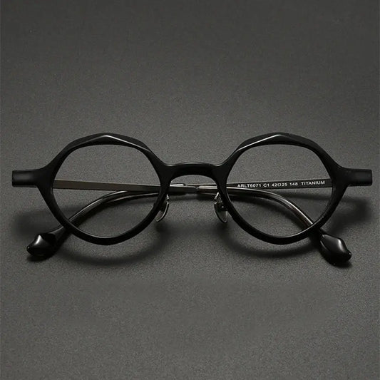 Unisex Round Full Rim Titanium Prescription Glasses 60711 — view 1 | Rx Spectacle
