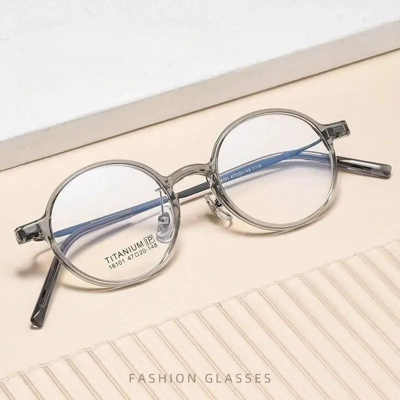 Unisex Round Full Rim Titanium Prescription Glasses 16101x — view 4 | Rx Spectacle