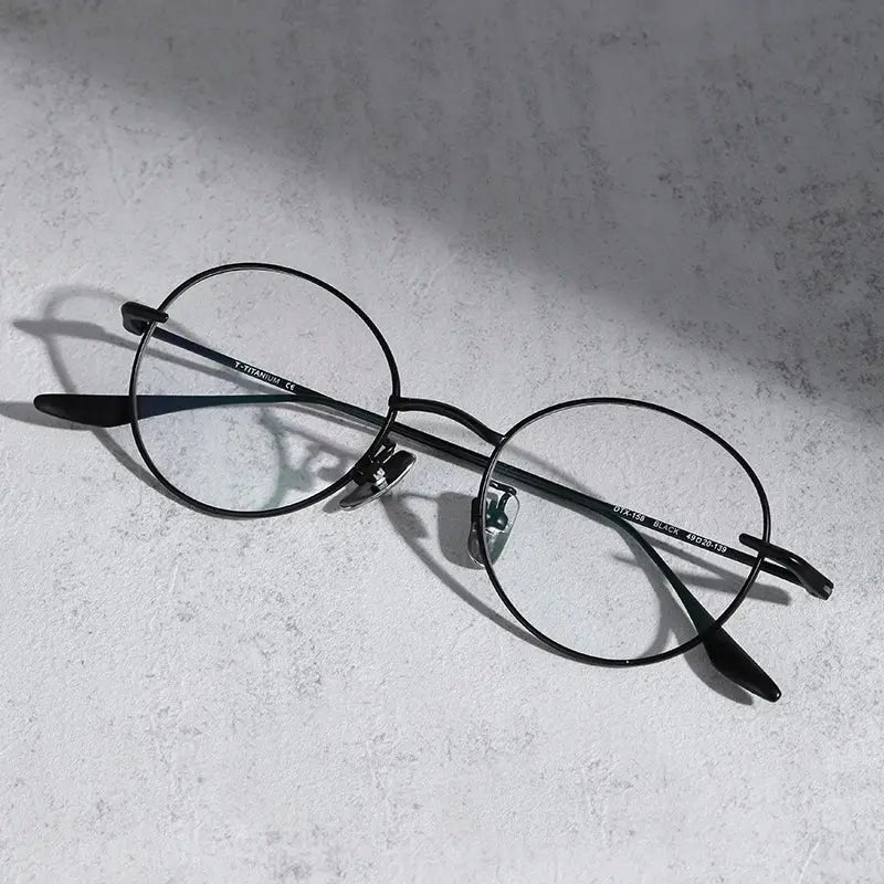 Women's Oval Full Rim Titanium Prescription Glasses 844158 — view 4 | Rx Spectacle