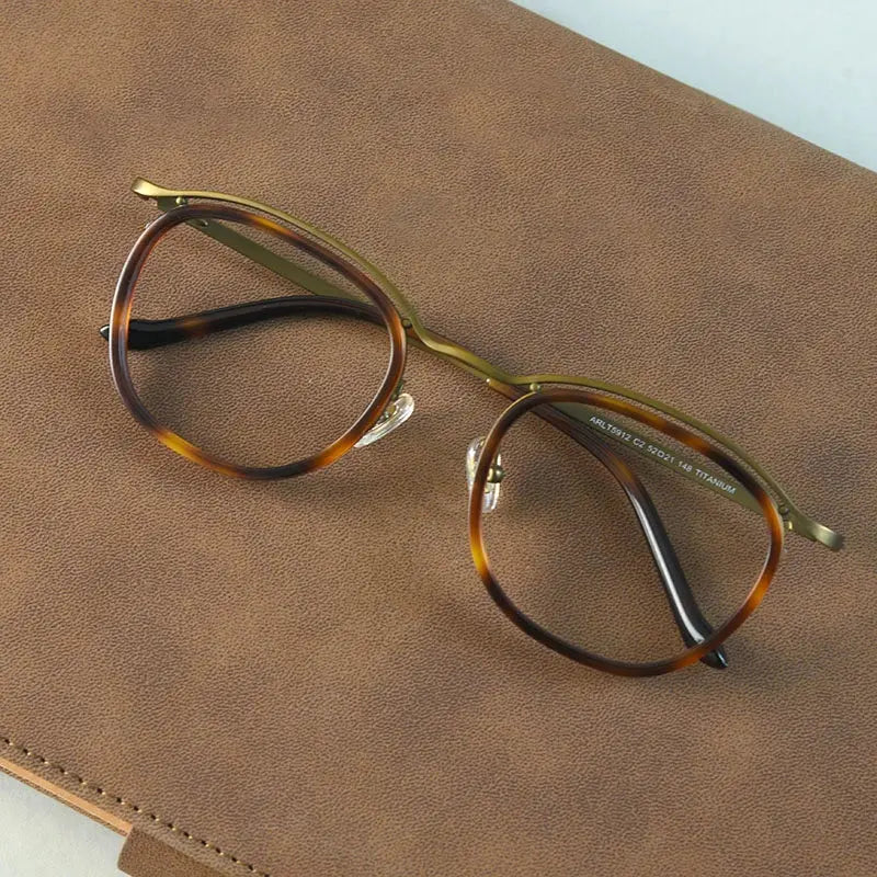 Unisex Square Full Rim Titanium Prescription Glasses 95912 — view 1 | Rx Spectacle