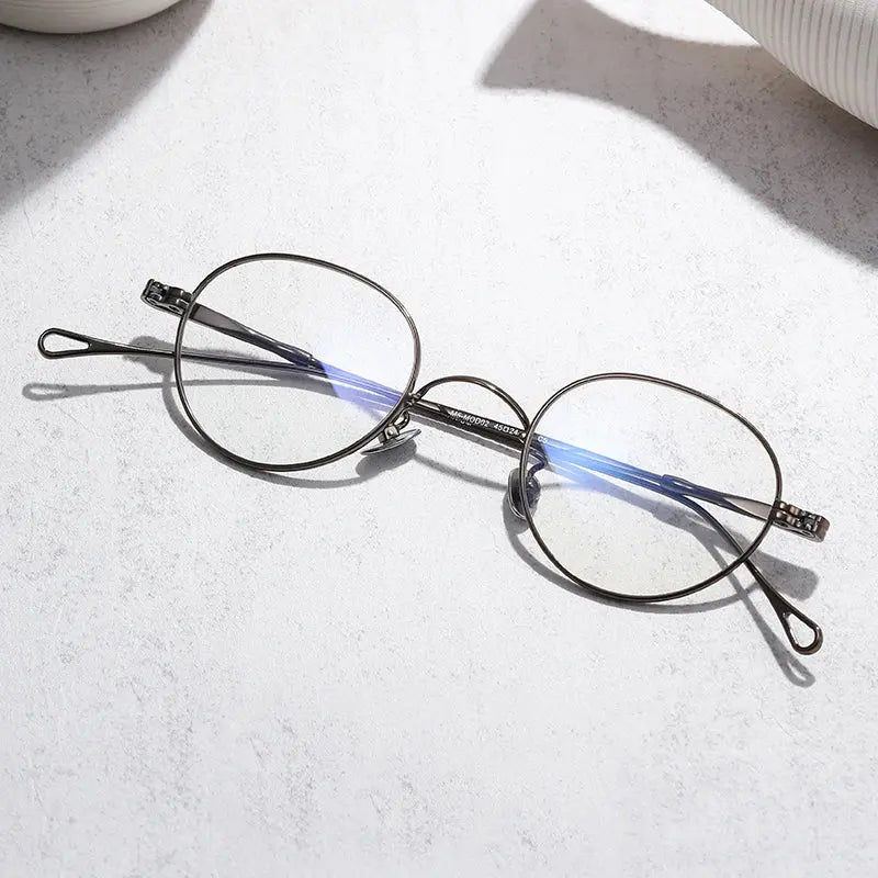 Women's Oval Full Rim Titanium Prescription Glasses 859027 — view 3 | Rx Spectacle