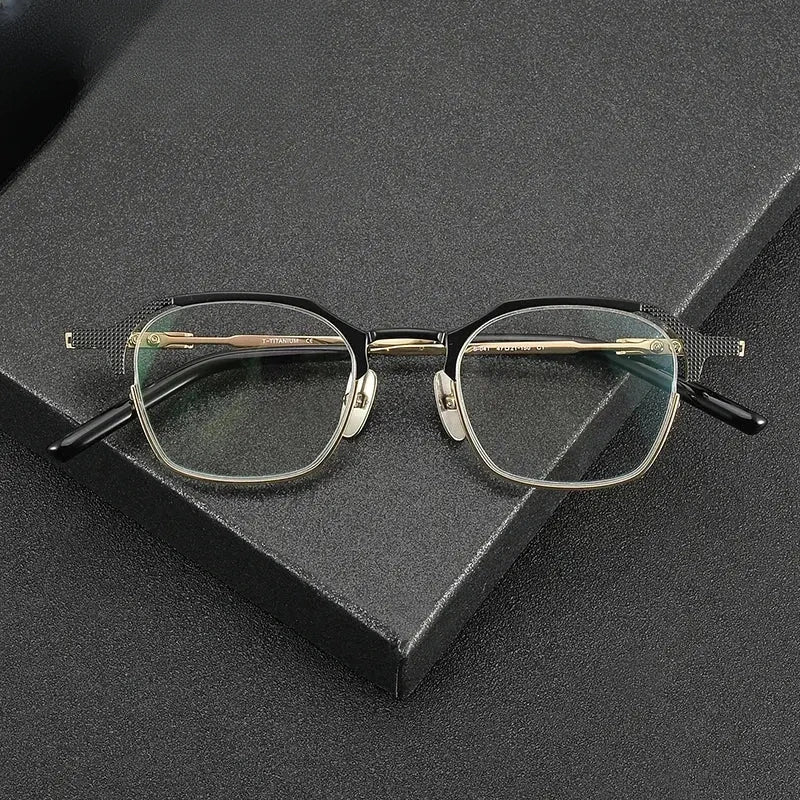Unisex Round Full Rim Titanium Prescription Glasses 32204 — view 1 | Rx Spectacle