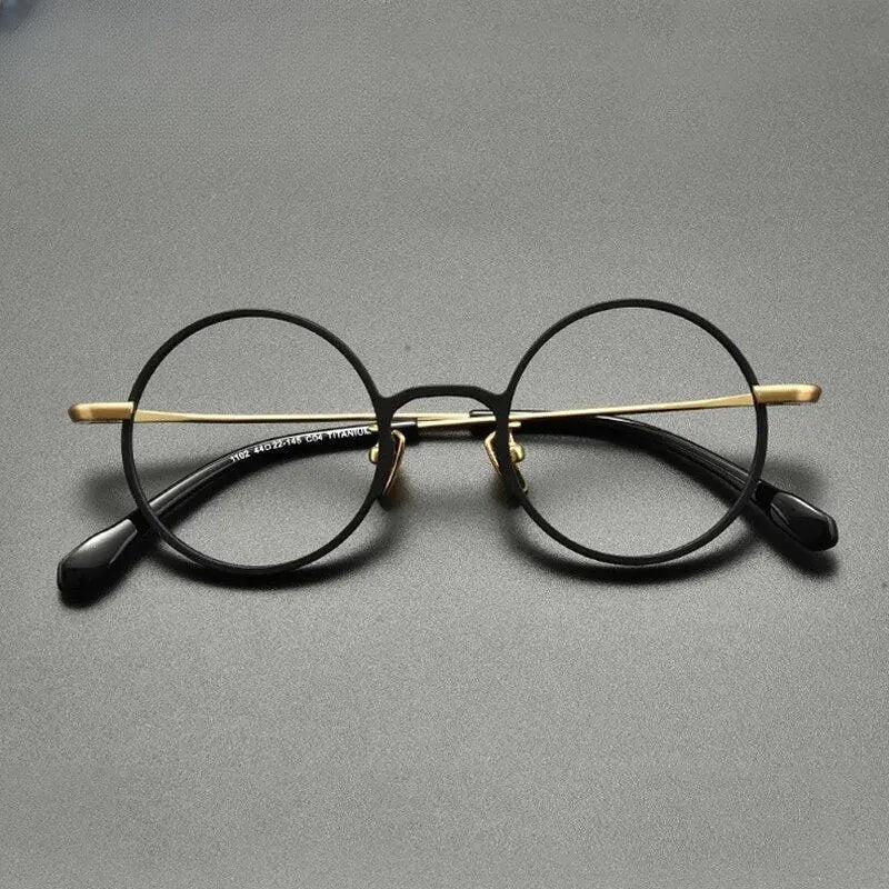 Unisex Round Full Rim Titanium Prescription Glasses Gxyj847 — view 1 | Rx Spectacle