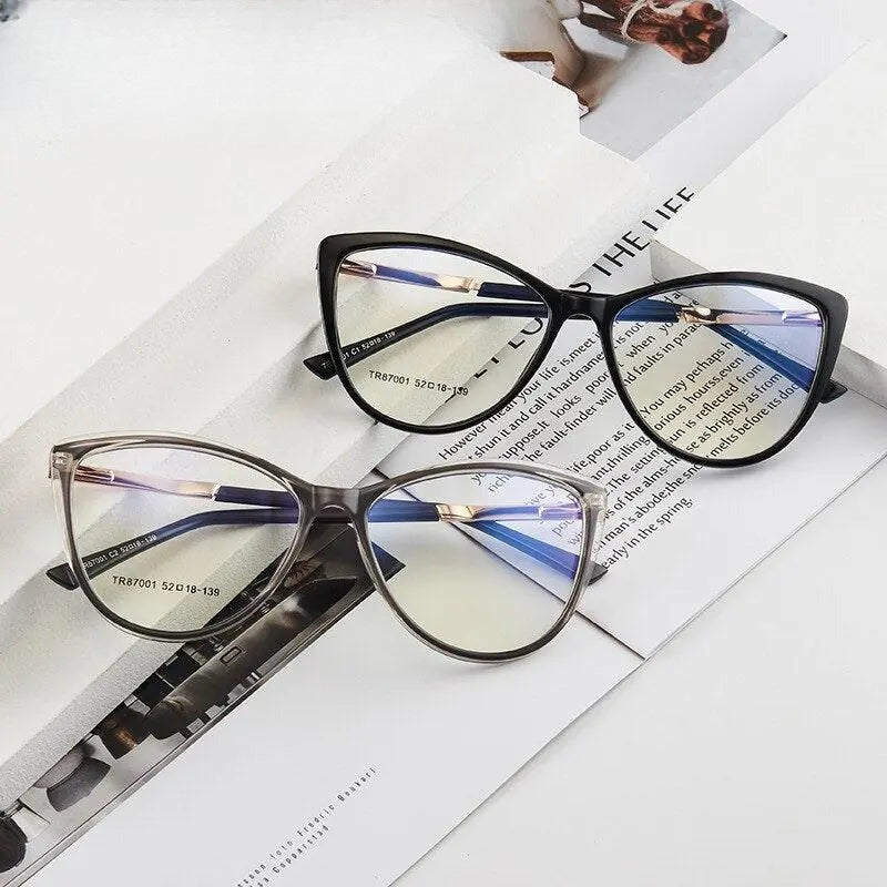 Women's Cat Eye Full Rim TR90 Prescription Glasses TR7001 — view 1 | Rx Spectacle