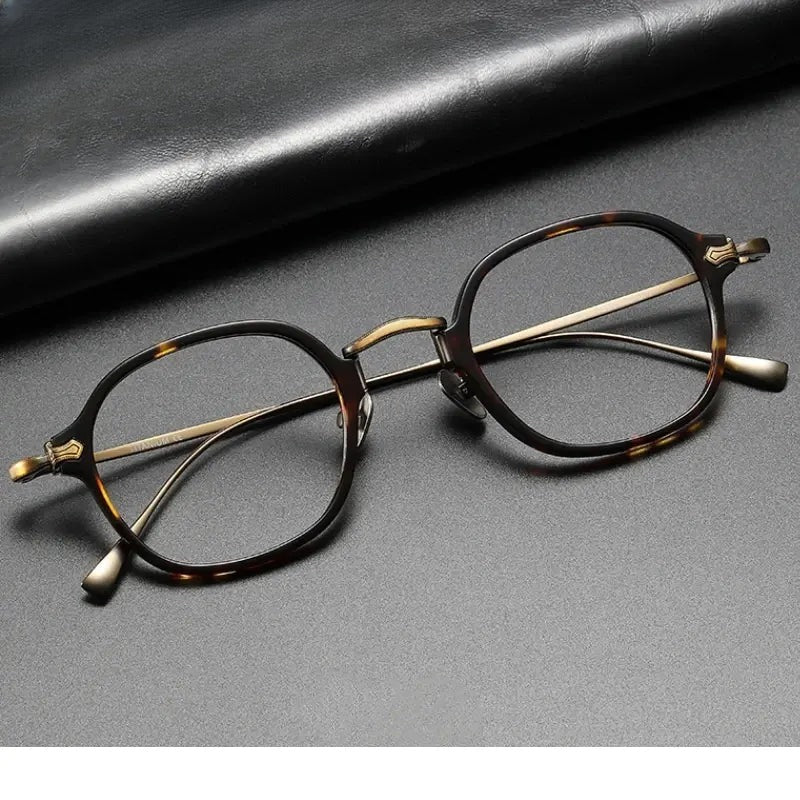 Unisex Square Full Rim Titanium Prescription Glasses 369183 — view 1 | Rx Spectacle