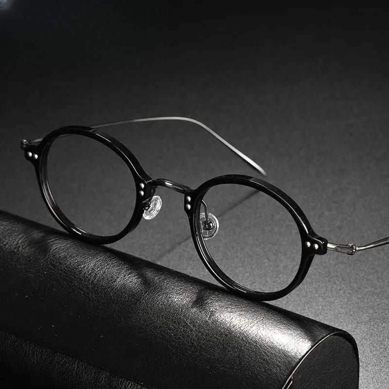Unisex Round Full Rim Titanium Prescription Glasses Gxyj546 — view 7 | Rx Spectacle