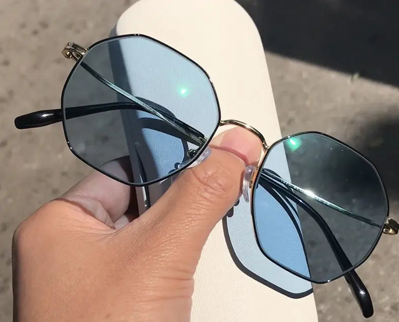 Aspheric Anti Blue Single Vision Photochromic Polycarbonate Lenses — view 3 | Rx Spectacle