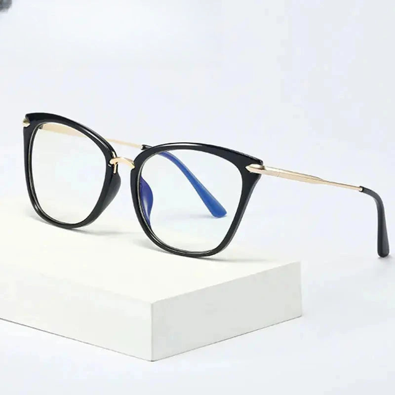 Women's Cat Eye Full Rim TR90 Oversized Prescription Glasses 95138 — view 1 | Rx Spectacle
