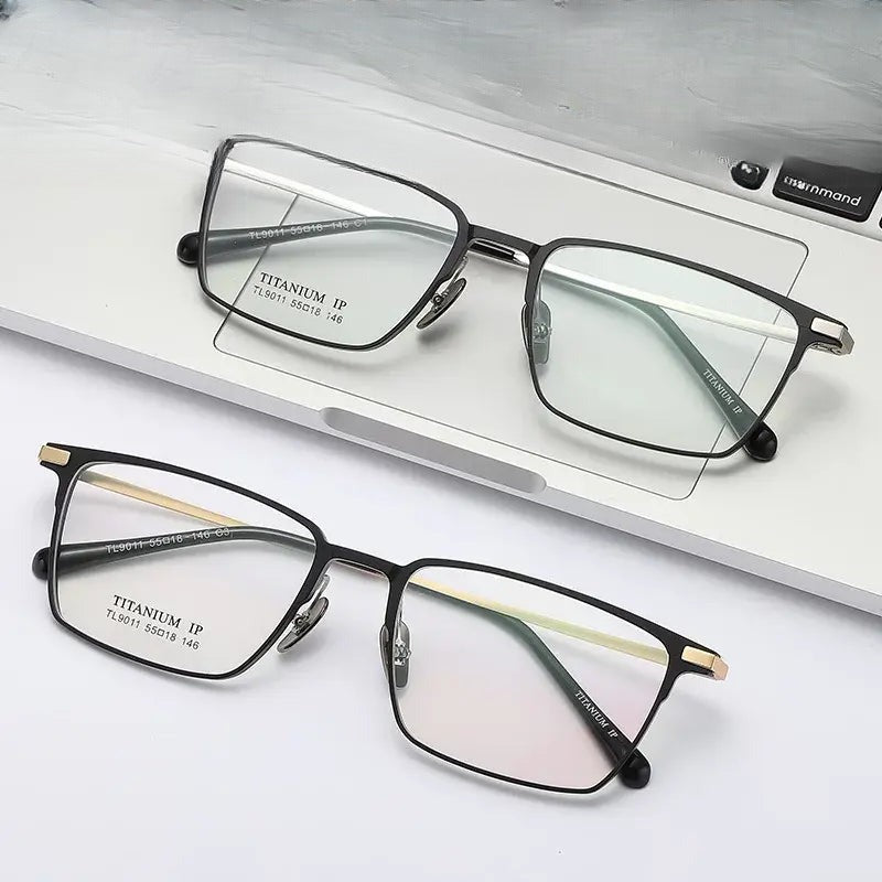Unisex Square Full Rim Titanium Prescription Glasses 669011 — view 1 | Rx Spectacle