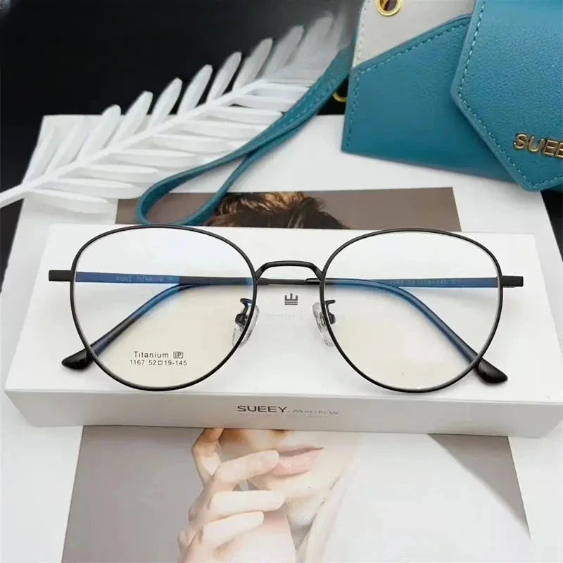 Unisex Oval Full Rim Titanium Prescription Glasses 611167 — view 5 | Rx Spectacle